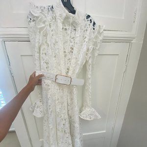 Chic White Lace Midi Dress with Belt
